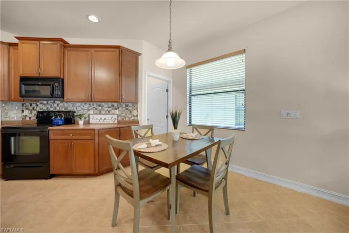 12302 Country Day CIR, FORT MYERS FL 33913