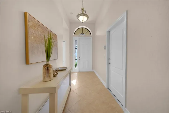 12302 Country Day CIR, FORT MYERS FL 33913