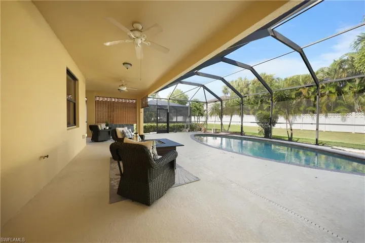 12302 Country Day CIR, FORT MYERS FL 33913