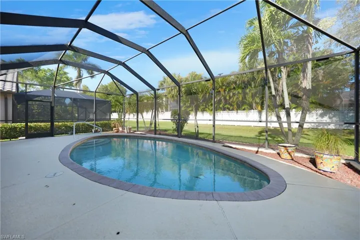 12302 Country Day CIR, FORT MYERS FL 33913