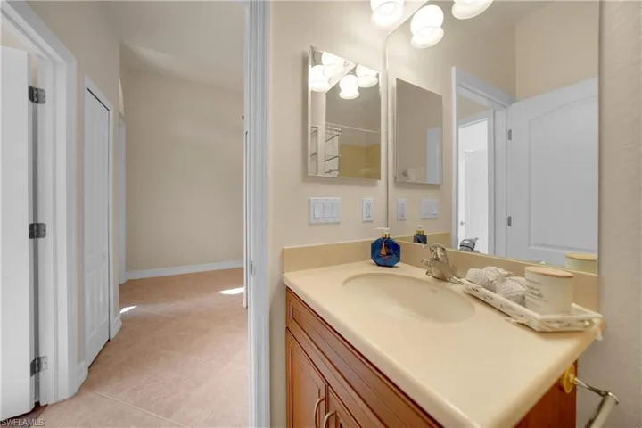 12302 Country Day CIR, FORT MYERS FL 33913