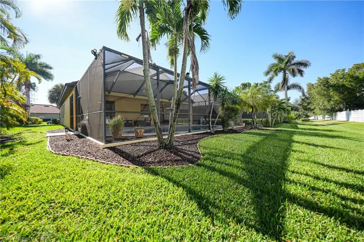 12302 Country Day CIR, FORT MYERS FL 33913