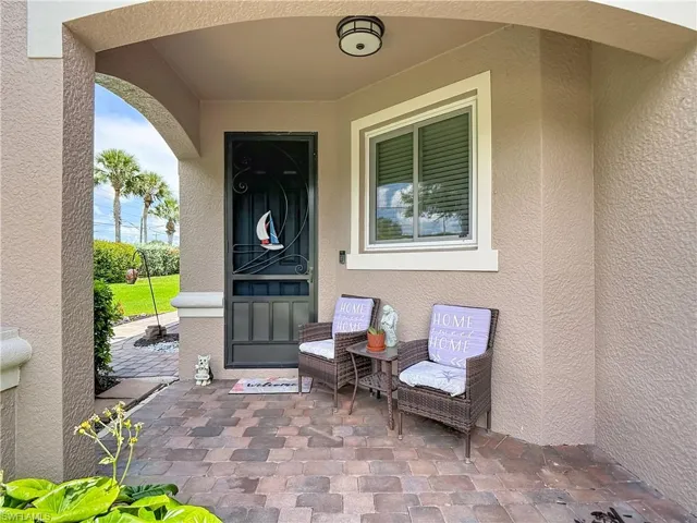 2401 Caslotti Way, Cape Coral, Florida 33909