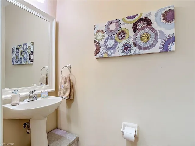 2401 Caslotti Way, Cape Coral, Florida 33909