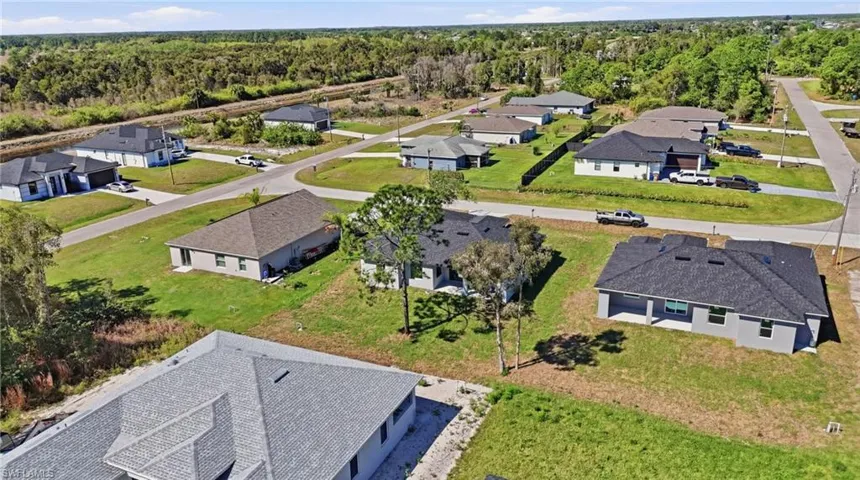 431 Palmyra Ave, Lehigh Acres, Florida 33974