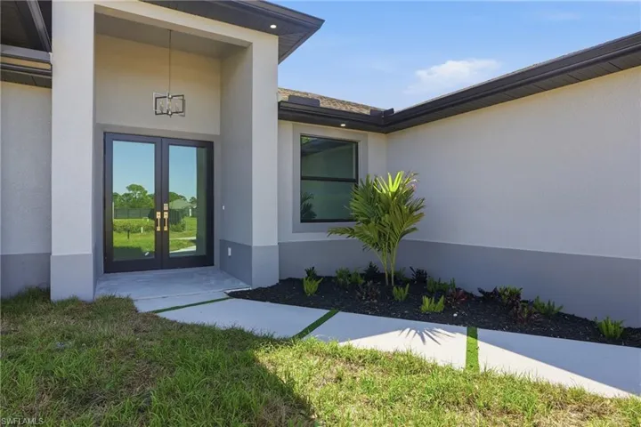 431 Palmyra Ave, Lehigh Acres, Florida 33974