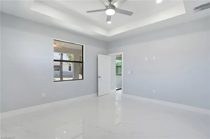 431 Palmyra Ave, Lehigh Acres, Florida 33974
