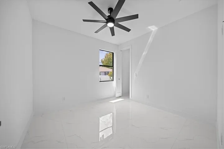 1400 NE 18th  AVE, Cape Coral, FL 33909