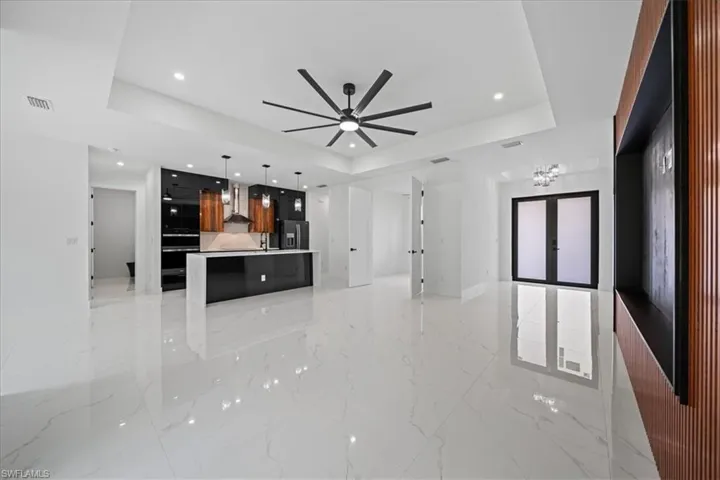 1400 NE 18th  AVE, Cape Coral, FL 33909