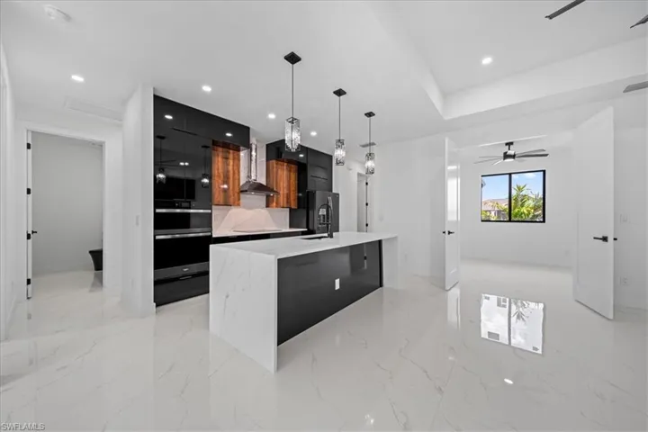1400 NE 18th  AVE, Cape Coral, FL 33909