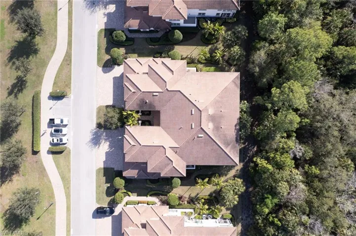 Aerial view of property and surrounding area