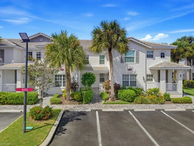 At the time of listing, this furnished ground-floor coach home is the lowest-priced residence available in Whisper Trace—an exceptional opportunity to enjoy the Fiddler’s Creek lifestyle.