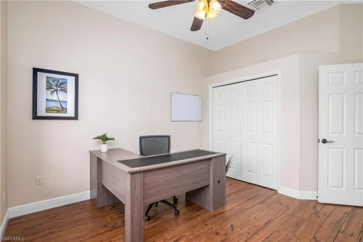 Den/office or 5th bedroom