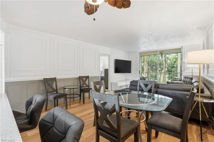 499  Forest Lakes  BLVD, Naples, FL 34105