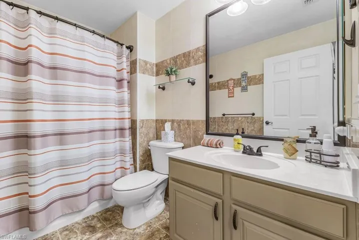 12505 Mcgregor Blvd 107, Fort Myers, Florida 33919