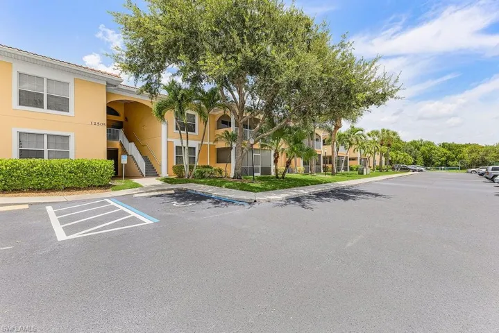 12505 Mcgregor Blvd 107, Fort Myers, Florida 33919