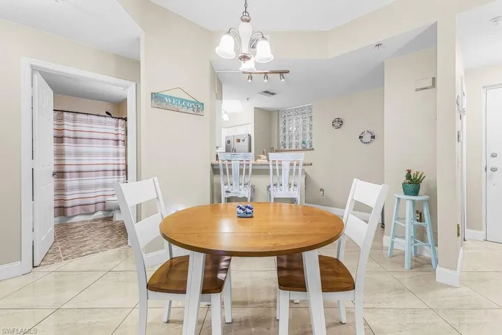 12505 Mcgregor Blvd 107, Fort Myers, Florida 33919
