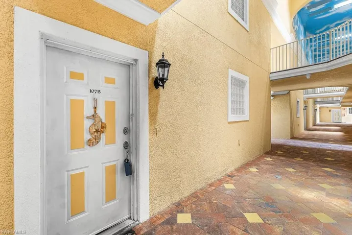 12505 Mcgregor Blvd 107, Fort Myers, Florida 33919