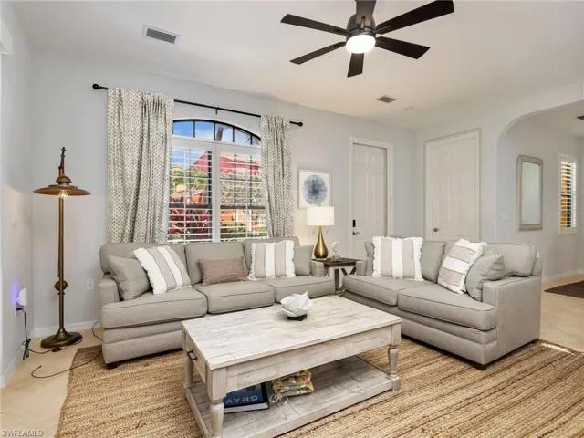 9012 Alturas St 2601, Naples, Florida 34113