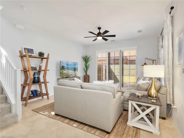 9012 Alturas St 2601, Naples, Florida 34113