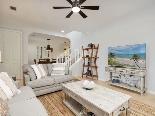 9012 Alturas St 2601, Naples, Florida 34113