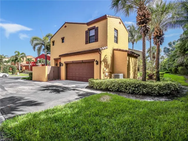 9012 Alturas St 2601, Naples, Florida 34113