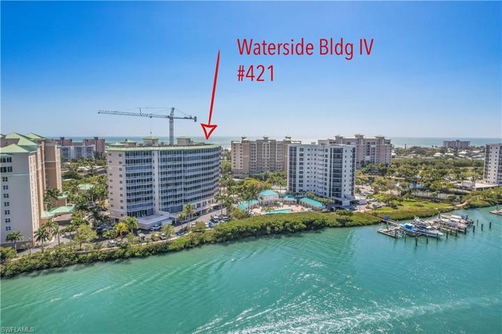 Stunning Waterside Community