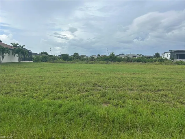 1630 Nw 36th Ave, Cape Coral, Florida 33993