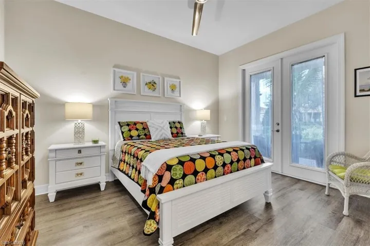 Off entry. Big enough to serve as a guest room.