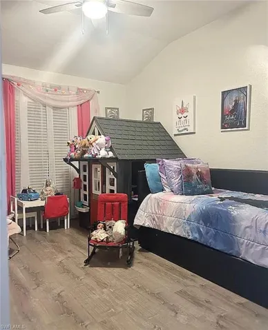 221 Nw 3rd Pl, Cape Coral, Florida 33993