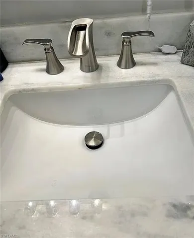 221 Nw 3rd Pl, Cape Coral, Florida 33993