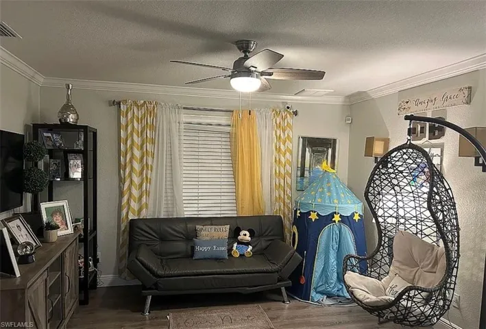 221 Nw 3rd Pl, Cape Coral, Florida 33993