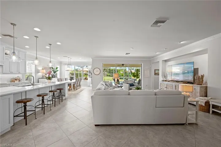 15054 Cuberra Ln, Bonita Springs, Florida 34135