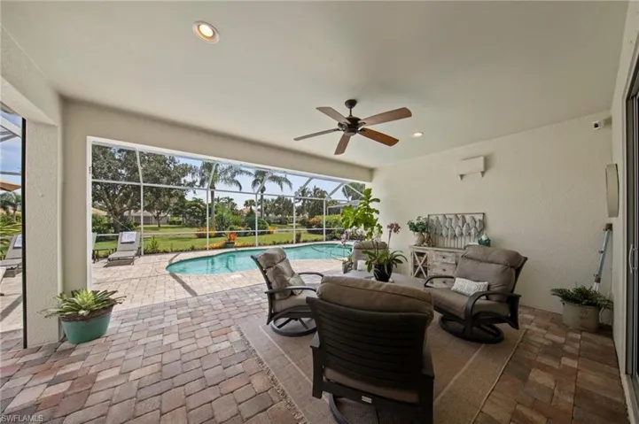 15054 Cuberra Ln, Bonita Springs, Florida 34135