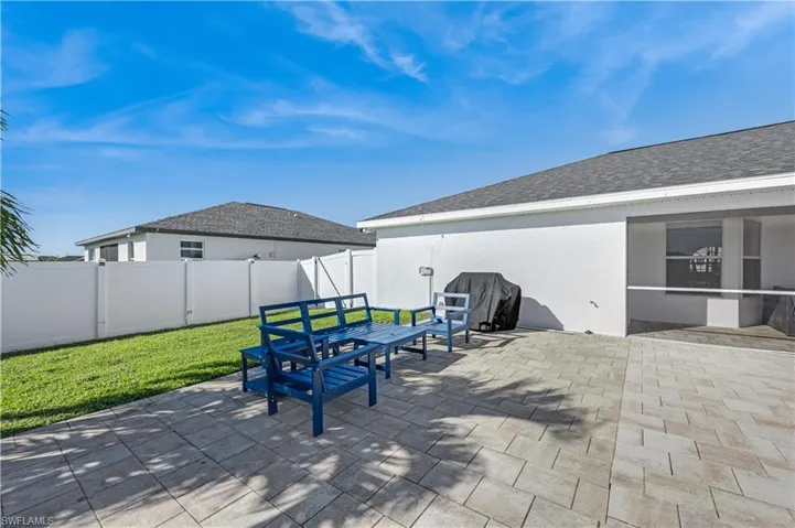 921 Nw 8th Pl, Cape Coral, Florida 33993