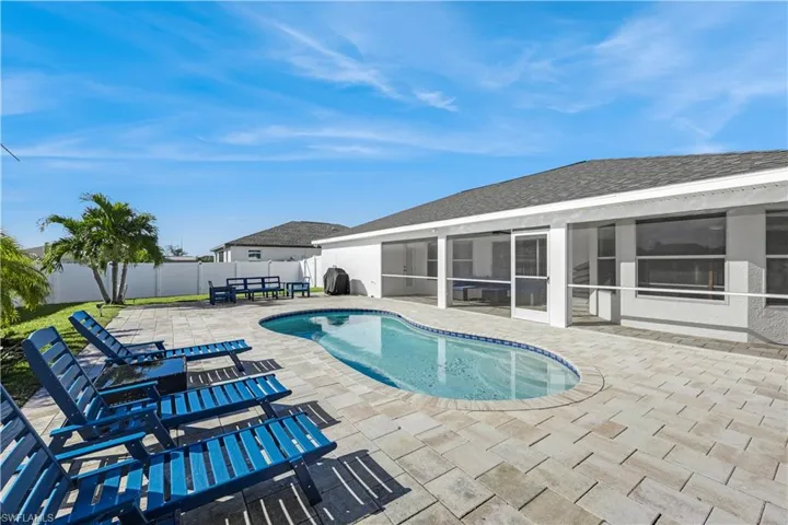 921 Nw 8th Pl, Cape Coral, Florida 33993