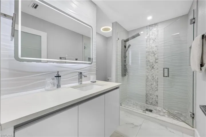 921 Nw 8th Pl, Cape Coral, Florida 33993