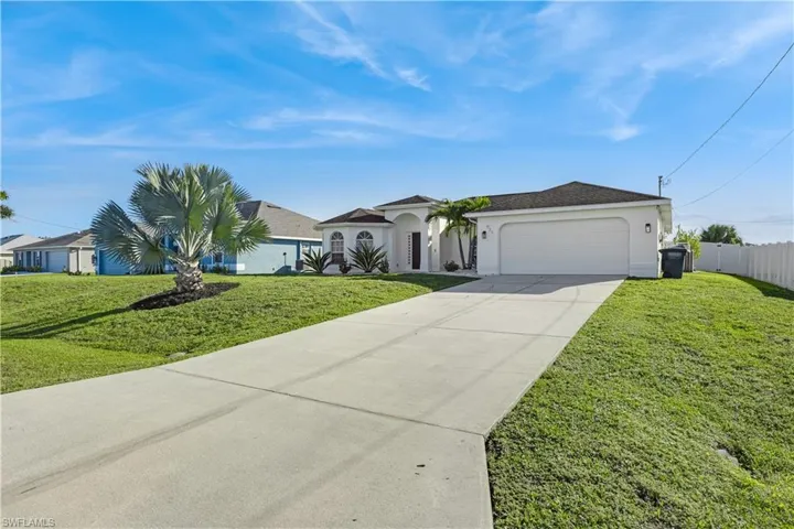 921 Nw 8th Pl, Cape Coral, Florida 33993