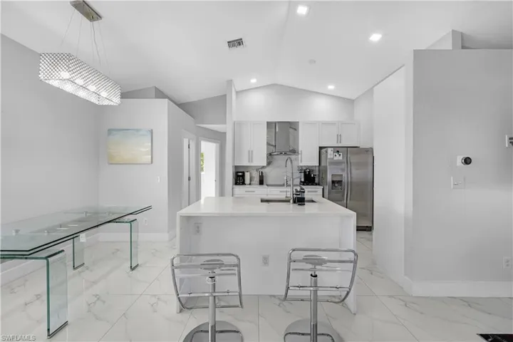 921 Nw 8th Pl, Cape Coral, Florida 33993