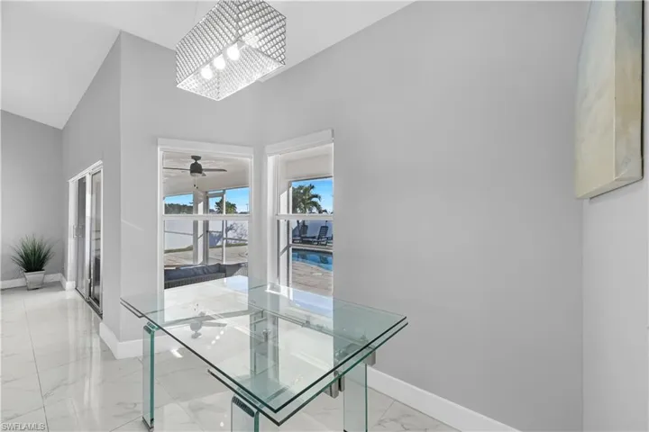 921 Nw 8th Pl, Cape Coral, Florida 33993