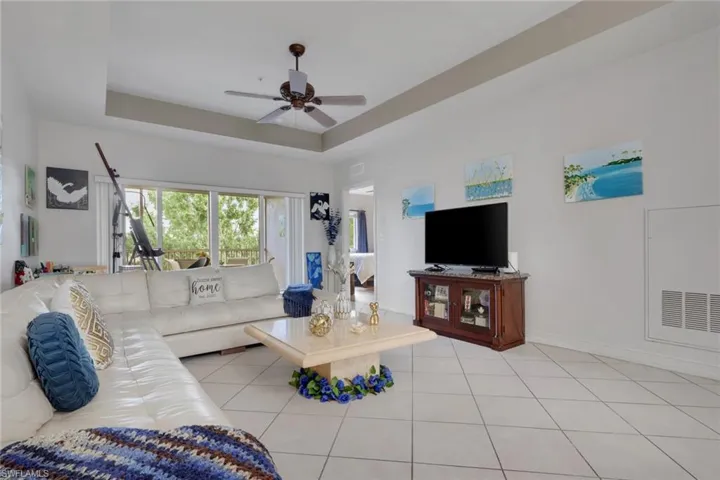 7835 Regal Heron Cir 304, Naples, Florida 34104