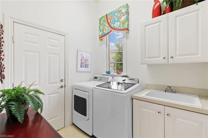 8536  Mallards  WAY, Naples, FL 34114