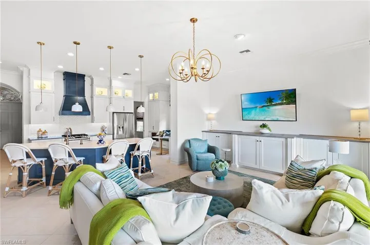 8536  Mallards  WAY, Naples, FL 34114