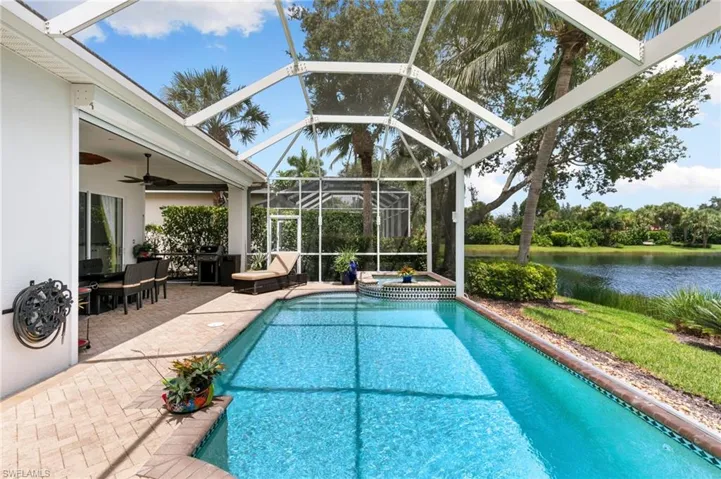 8536  Mallards  WAY, Naples, FL 34114