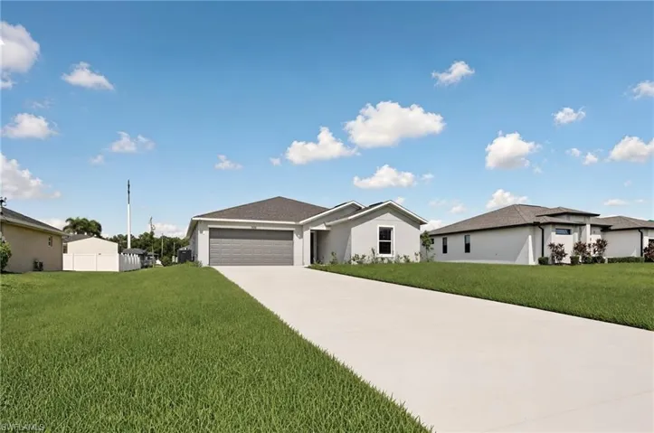 3330 9th Ave, Cape Coral, Florida 33909
