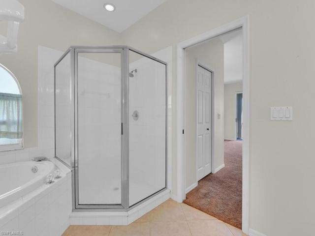 7537 Cameron CIR, FORT MYERS FL 33912