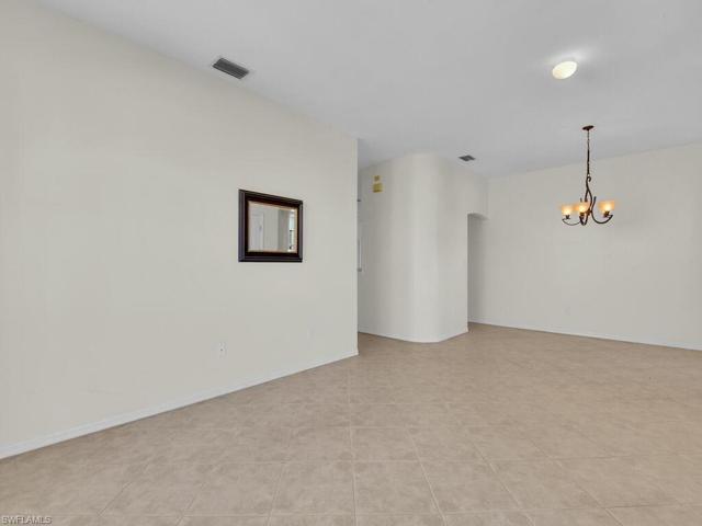 7537 Cameron CIR, FORT MYERS FL 33912