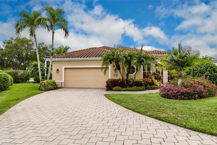 902  Tierra Lago  WAY, Naples, FL 34119
