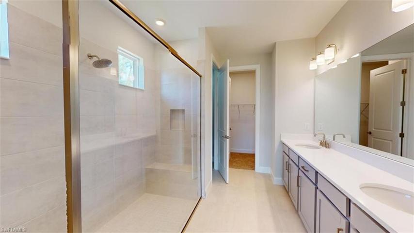 3802 SW 2nd Lane