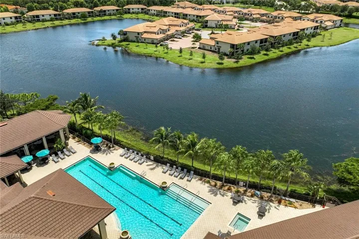 Resort-style community pool, clubhouse and dining. Have it all!!